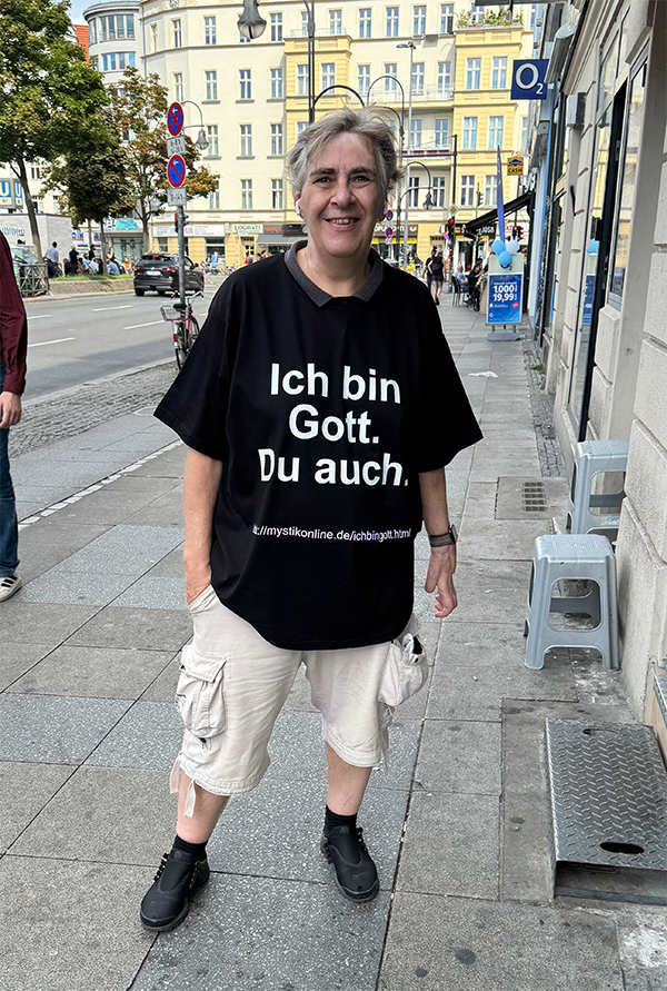 Ich bin Gott. Du auch.